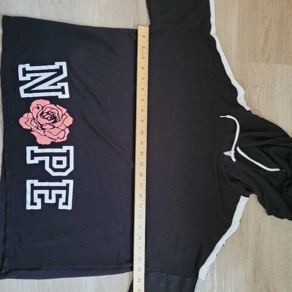 "NOPE" ROSE HOODIE WOMEN'S XXXL (JUNIOR FIT) NO BOUNDARIES - Picture 8 of 9